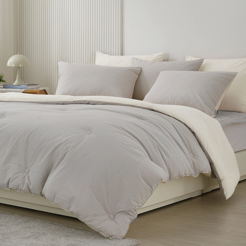 4 PC Sheet Set- Flat Sheet, All Around Elastic Fitted Sheet With 18" Deep Pocket & 2 Pillowcases, 100% Egyptian Cotton, 600 TC, Hotel Luxury Sheet Set Taupe Stripe Kin